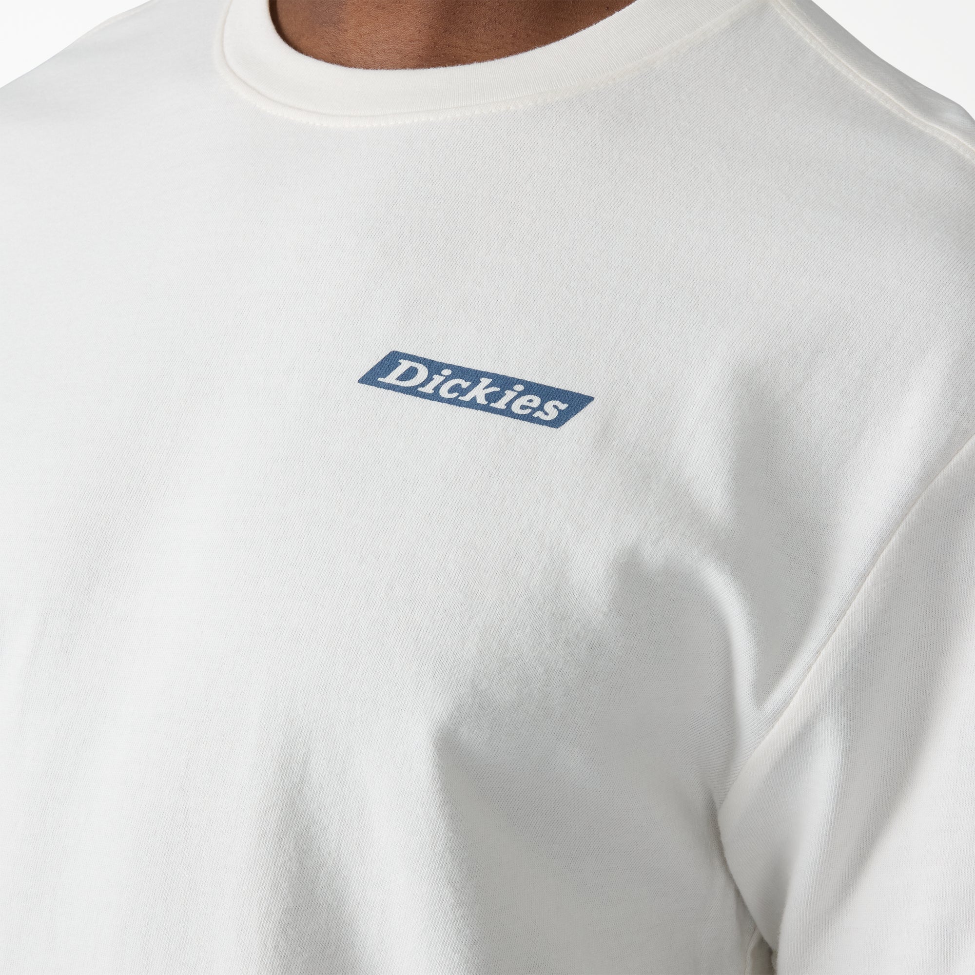 Americana Logo Fill Graphic T-Shirt - Image 6